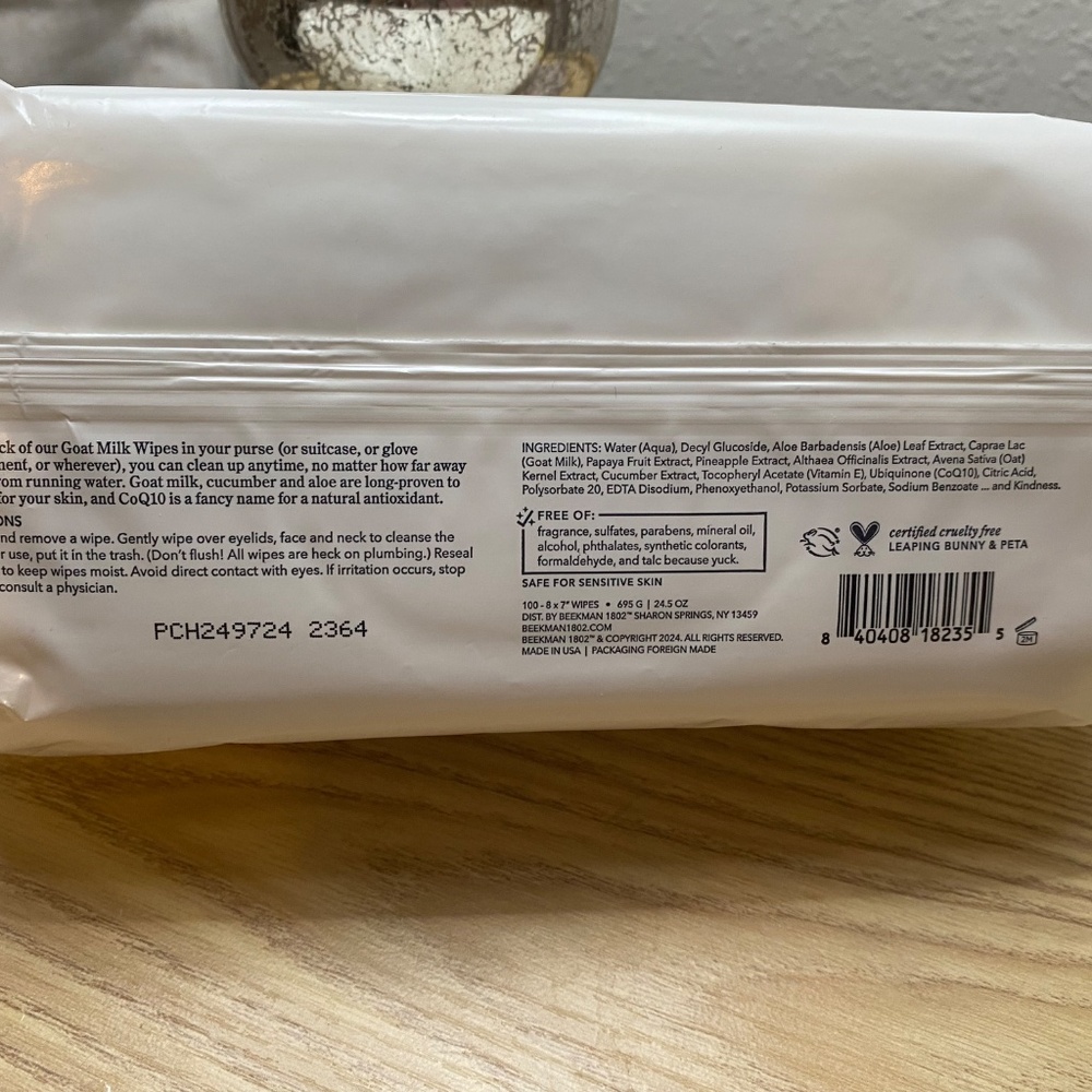 BEEKMAN 1802 Pure Goat Milk Face & Body Cleansing Wipes - Picture 3 of 3